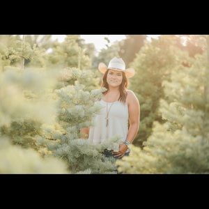 Meet your Posher, Jurnee